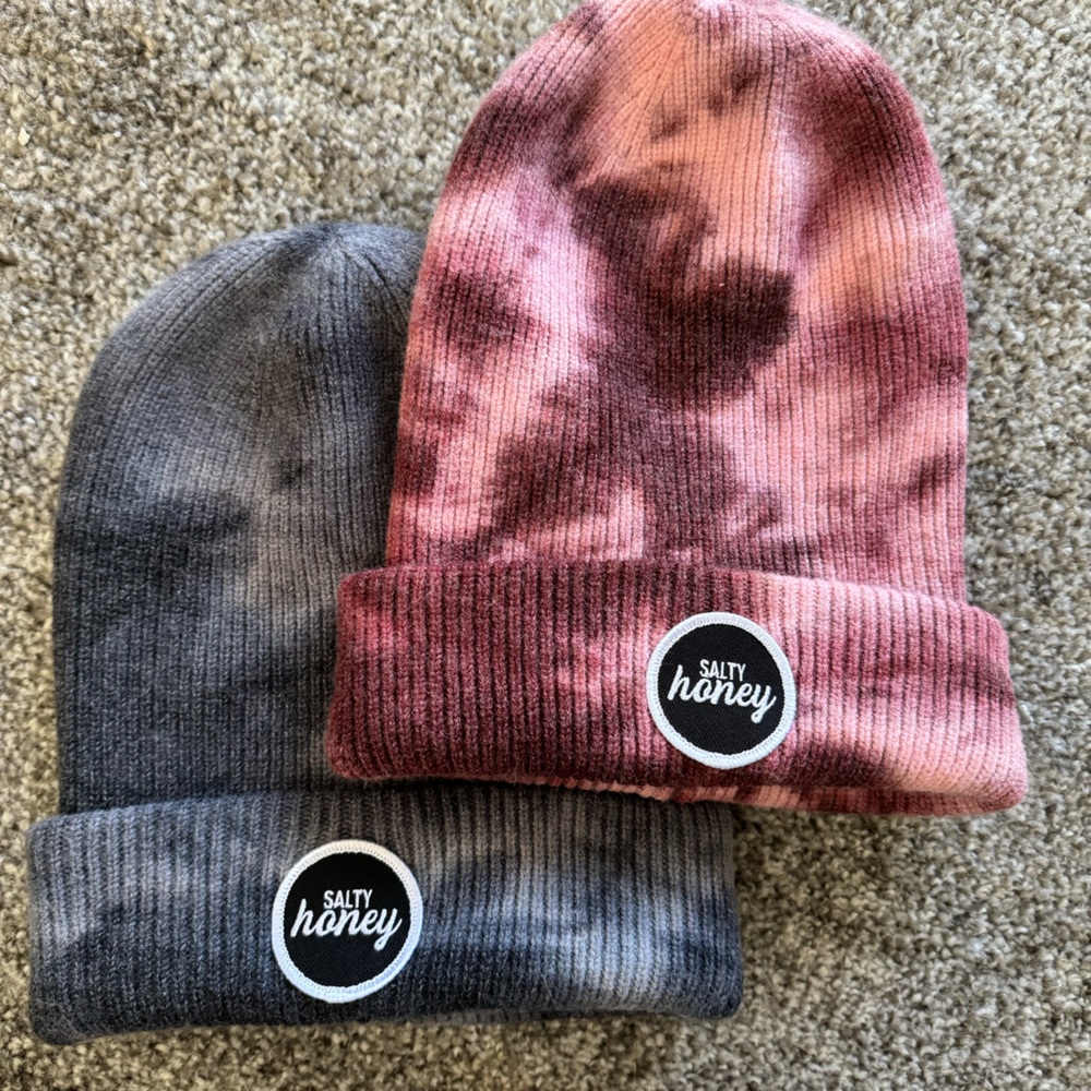 Salty Honey Tie Dye Beanie 🩷🩶